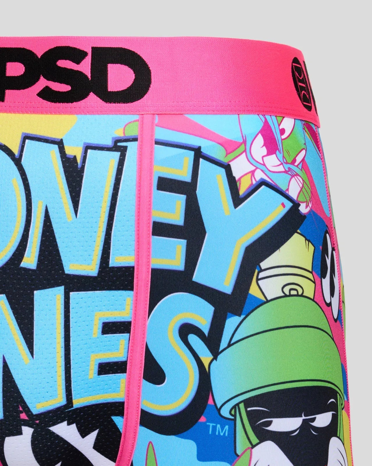 PSD Top Pick | Looney Tunes - Lucid - Mid Length