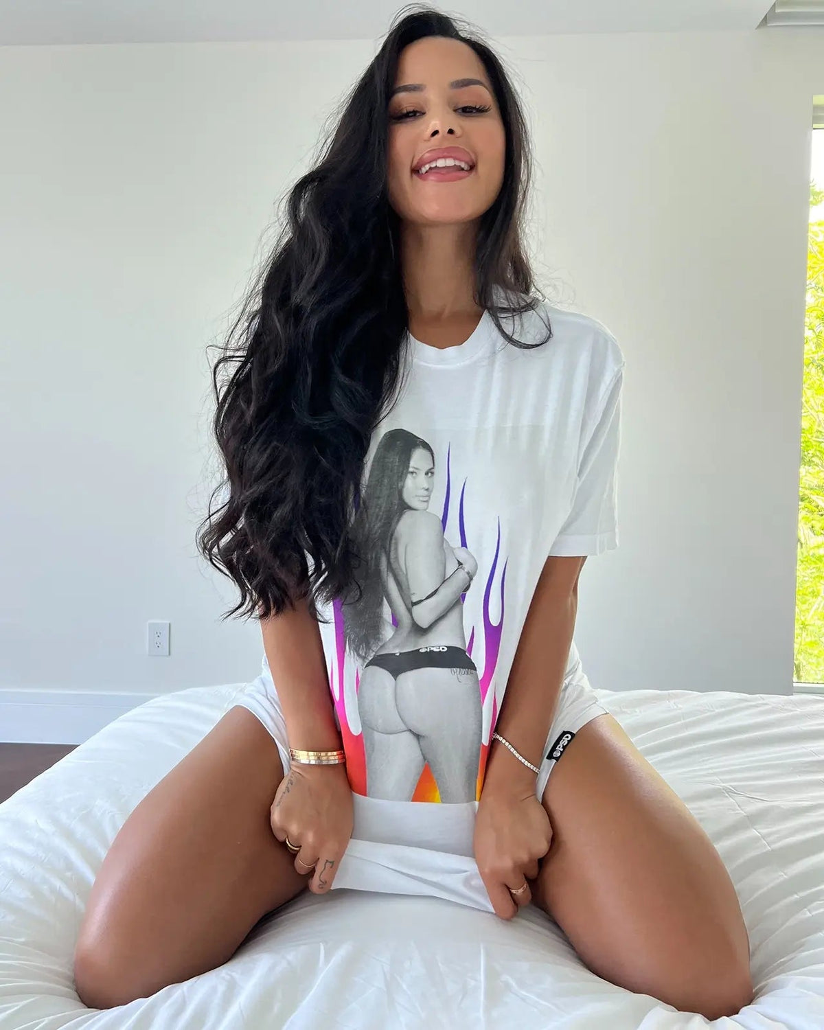 PSD Classic | Katya Henry Tee - Graphic Tee