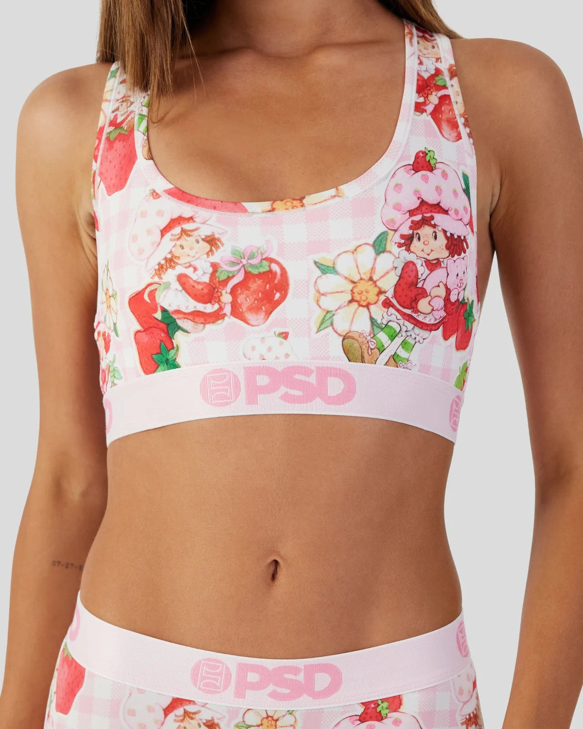 PSD Discount | Strawberry Shortcake - Berry Special - Sports Bra
